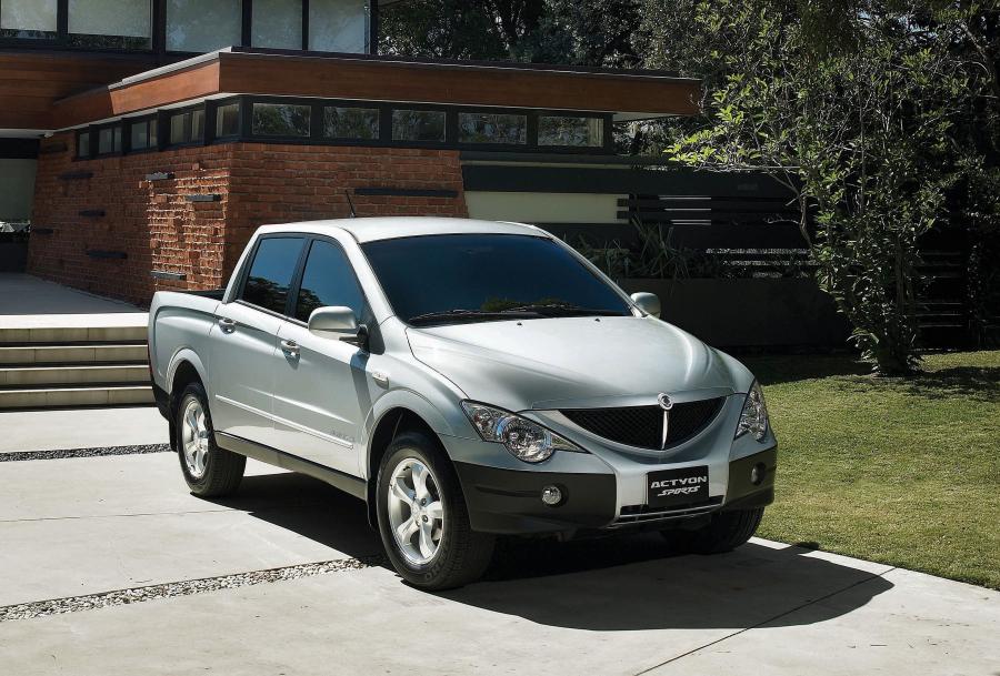  SsangYong Actyon Sports 2007 года  (фото 1 из 21)